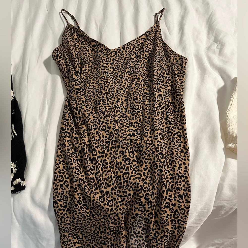 Reformation leopard mini dress L